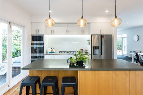 Photo of property in 110 Te Awe Awe Street, Hokowhitu, Palmerston North, 4410