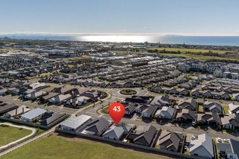 Photo of property in 43 Kaiora Drive, Papamoa Beach, Papamoa, 3118