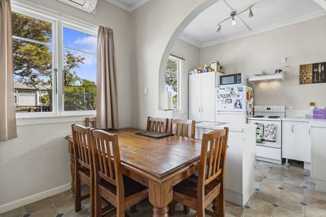 Photo of property in 61 Kirkcaldy Street, South Dunedin, Dunedin, 9012