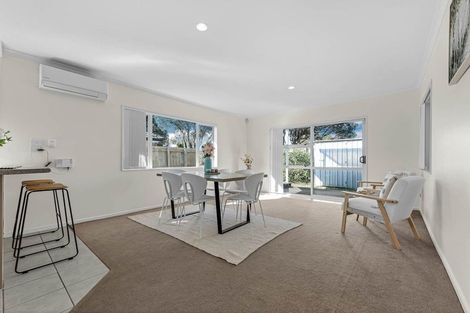 Photo of property in 2 Cathcart Close, Pukekohe, 2120