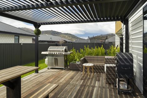 Photo of property in 53 Olds Crescent, Cromwell, 9310