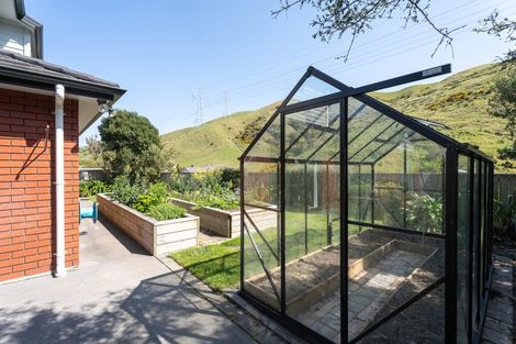 Photo of property in 17 Cheetwood Street, Churton Park, Wellington, 6037