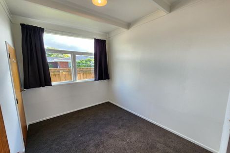 Photo of property in 6a Westhaven Grove, Takaro, Palmerston North, 4412