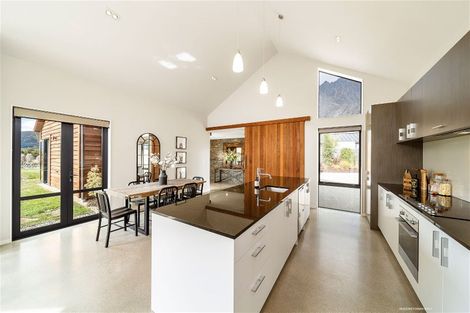 Photo of property in 4 Aberdare Court, Jacks Point, Queenstown, 9371