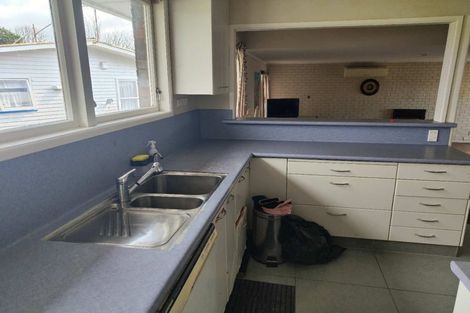 Photo of property in 10 Boys Place, Pakuranga Heights, Auckland, 2010