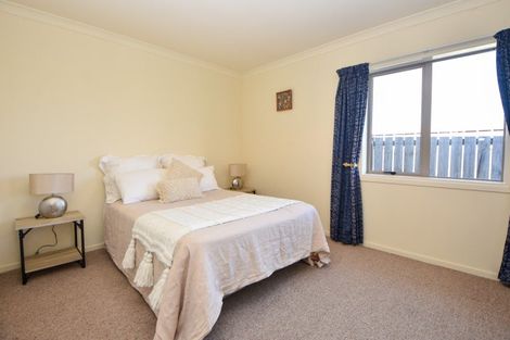 Photo of property in 9 Alexis Greer Lane, Carterton, 5713