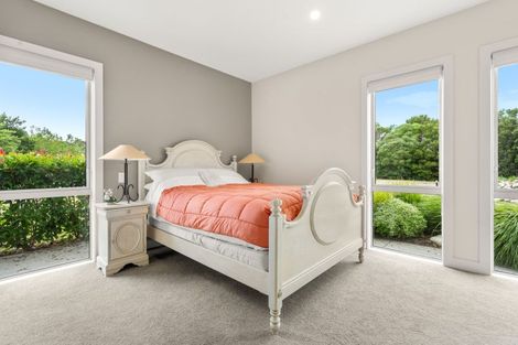 Photo of property in 98 Oxford Street, Martinborough, 5711