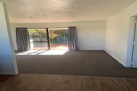Photo of property in 16a Pukeko Street, Paraparaumu, 5032