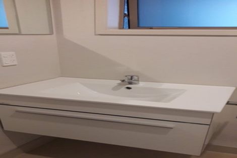 Photo of property in 25 Gulf View Road, Murrays Bay, Auckland, 0630