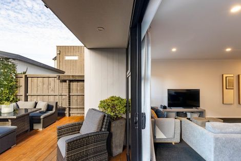 Photo of property in 15 Holmes Hanover Lane, Halswell, Christchurch, 8025