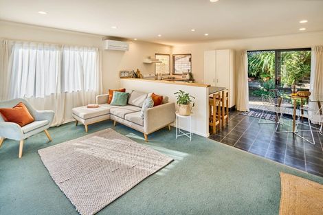 Photo of property in 13a Dale Road, Raumati South, Paraparaumu, 5032