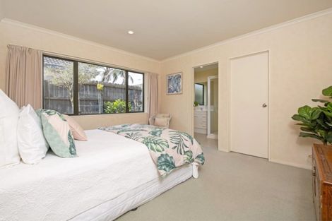 Photo of property in 9 Ardkeen Place, East Tamaki, Auckland, 2016