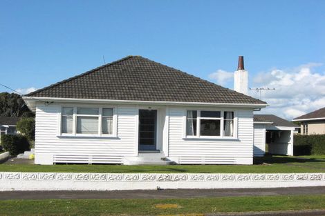 Photo of property in 59 Lismore Street, Merrilands, New Plymouth, 4312