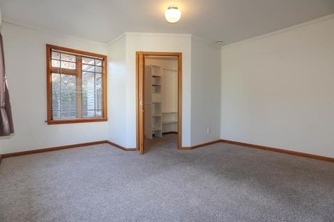 Photo of property in 6 Verran Place, Fendalton, Christchurch, 8052