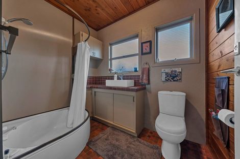 Photo of property in 54 Helvetia Road, Pukekohe, 2120