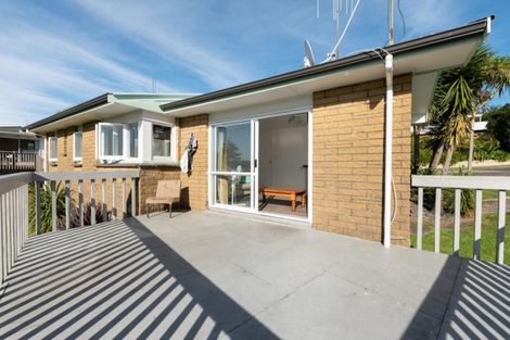 Photo of property in 1 Fern Way, Brookfield, Tauranga, 3110