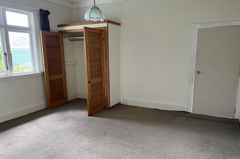 Photo of property in 5 Zion Road, Birkenhead, Auckland, 0626