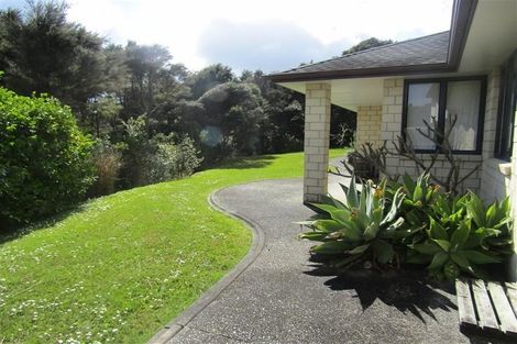 Photo of property in 337 Glenvar Road, Long Bay, Auckland, 0630