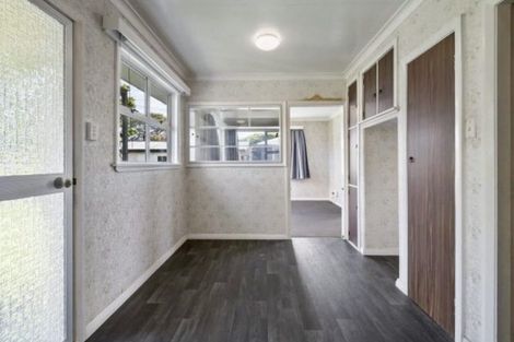 Photo of property in 24 Kent Crescent, Awapuni, Palmerston North, 4412