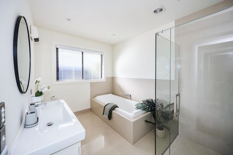 Photo of property in 2 Mcmullan Place, Oamaru North, Oamaru, 9400