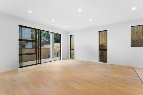 Photo of property in 70b Awaruku Road, Torbay, Auckland, 0630