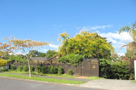 Photo of property in 11 Micawber Place, Mellons Bay, Auckland, 2014