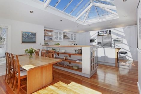 Photo of property in 9 Waiwetu Street, Fendalton, Christchurch, 8052