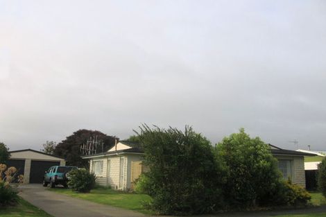 Photo of property in 8 Chelmarsh Place, Highbury, Palmerston North, 4412