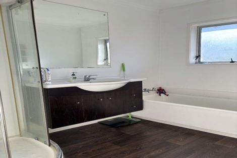 Photo of property in 57b Mcintyre Road, Mangere Bridge, Auckland, 2022