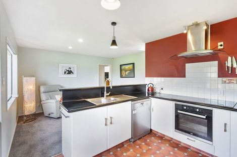 Photo of property in 3 Sandpiper Court, Paraparaumu Beach, Paraparaumu, 5032