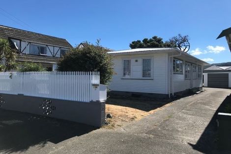 Photo of property in 17 Bolton Street, Petone, Lower Hutt, 5012