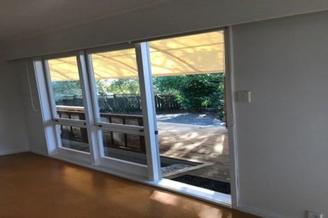 Photo of property in 95 Ocean View Road, Hillcrest, Auckland, 0627