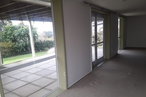 Photo of property in 12 Gledstane Road, Stanmore Bay, Whangaparaoa, 0932