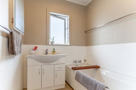 Photo of property in 145 Riverbend Road, Onekawa, Napier, 4110