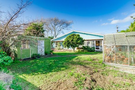 Photo of property in 212 Te Moana Road, Waikanae, 5036
