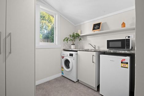 Photo of property in 2 Hall Lane, Frankton, Hamilton, 3204