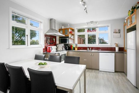 Photo of property in 69 Vogel Street, Cambridge, 3434