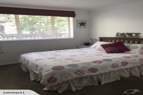 Photo of property in 11 Starlight Cove, Hobsonville, Auckland, 0618