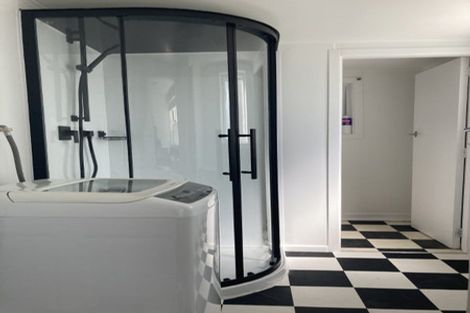 Photo of property in 7a Hawker Street, Mount Victoria, Wellington, 6011