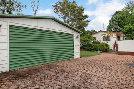 Photo of property in 29 Cron Avenue, Te Atatu South, Auckland, 0610