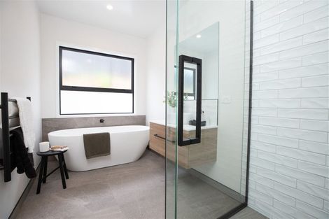 Photo of property in 318 Worsleys Road, Westmorland, Christchurch, 8025