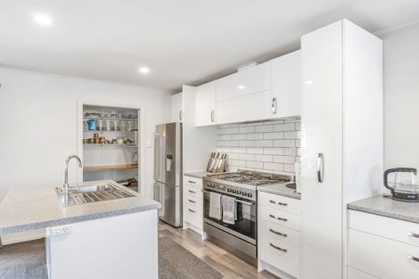 Photo of property in 13 Bentham Street, Westport, 7825