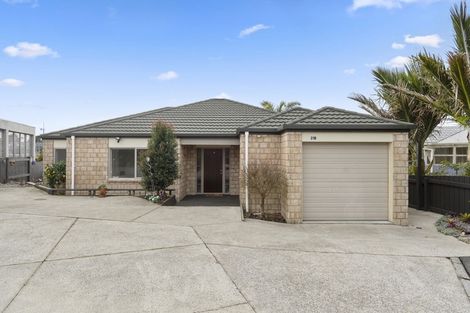 Photo of property in 21b Bayfair Drive, Mount Maunganui, 3116