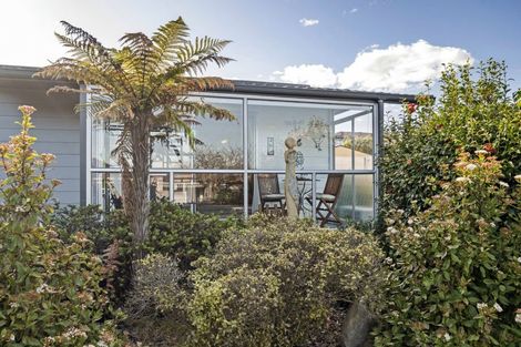 Photo of property in 11a Kinder Street, Acacia Bay, Taupo, 3330