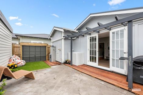 Photo of property in 8 Bolton Street, Petone, Lower Hutt, 5012
