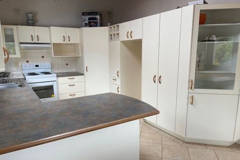 Photo of property in 94 Arran Road, Browns Bay, Auckland, 0630