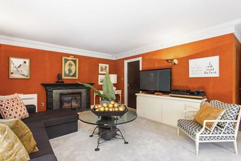 Photo of property in 5 Wood Lane, Fendalton, Christchurch, 8014