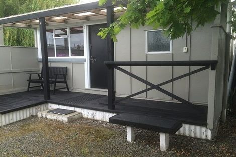 Photo of property in 38 Armstrong Avenue, Carterton, 5713