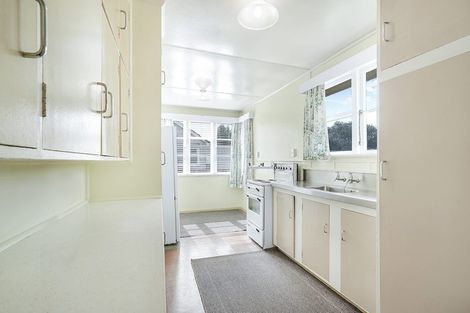 Photo of property in 1070 Heaphy Terrace, Fairfield, Hamilton, 3214