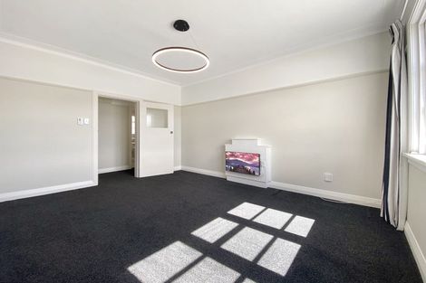 Photo of property in Ionian Flats, 123-125 Brougham Street, Mount Victoria, Wellington, 6011